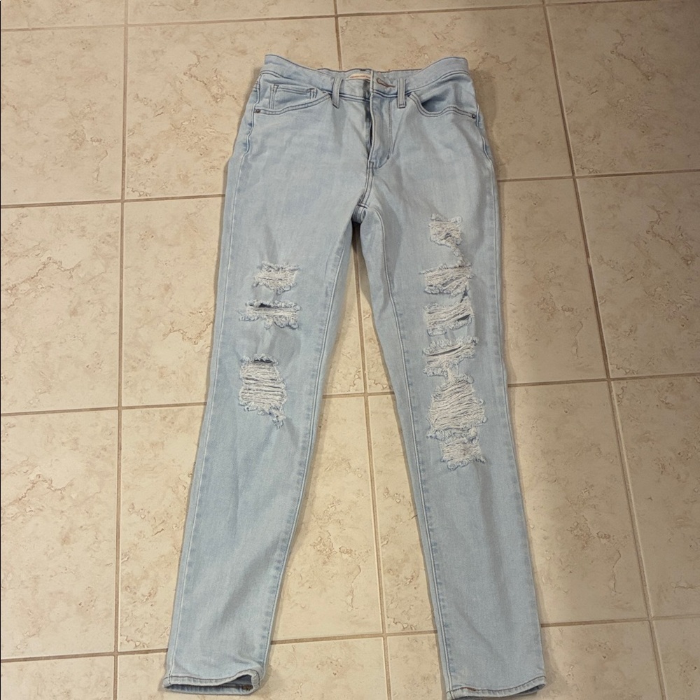 Levi's Light Blue Ripped Skinny Jeans